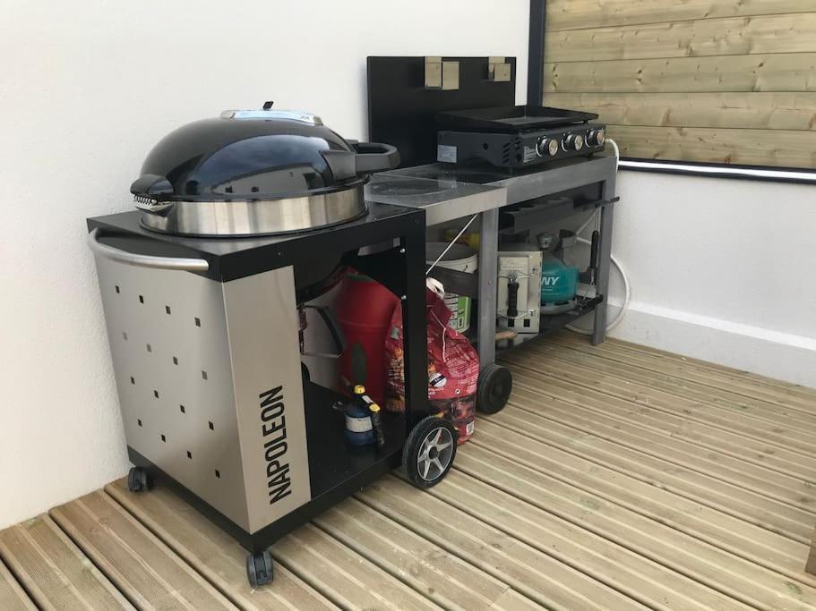 Maison 8 pers en bord de mer avec piscine chauffée toute l'année, spa et hamman Surzur Exterior foto