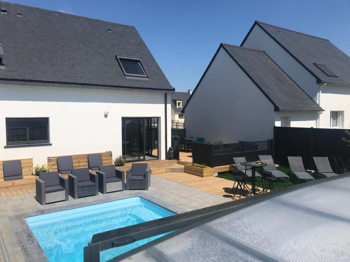 Maison 8 pers en bord de mer avec piscine chauffée toute l'année, spa et hamman Surzur Exterior foto